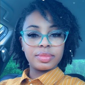 Meet your Posher, Ashlyn